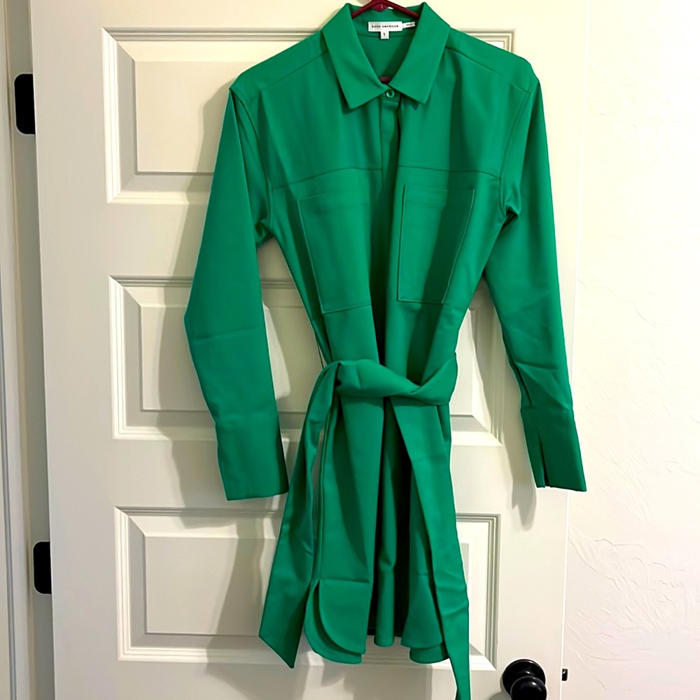 Never before worn Kelley Green shirt dress 💚